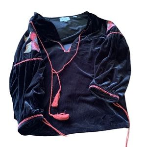 LAIA black velvet top size S